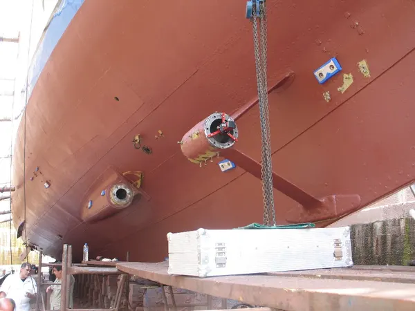 Ευθυγράμμιση με laser V-Bracket ως προς τη χοάνη