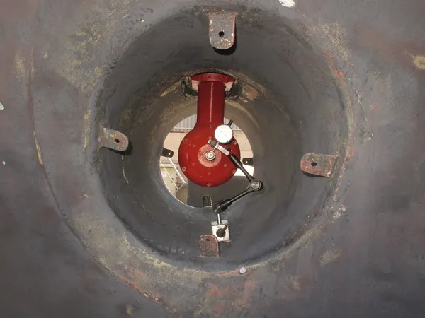 Μέτρηση run-out σε άξονα πρωραίου προωστήρα (bow thruster)
